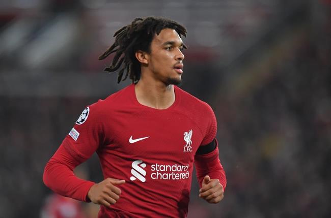 VIDEO: Klopp: Vấn đề phòng ngự nằm ở tập thể chứ không phải Alexander-Arnold